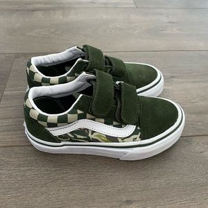 Vans boy shoes